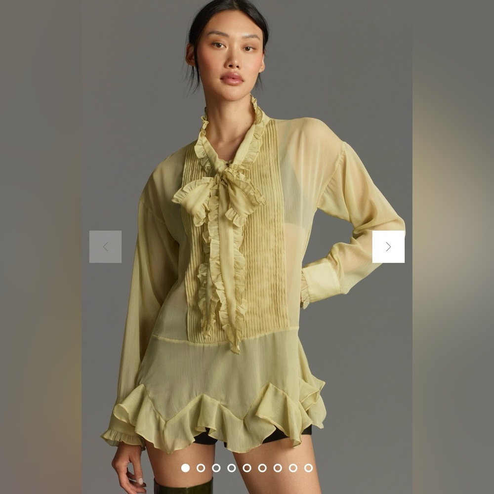 Let me be by Anthropologie Forever that girl TIE-NECK RUFFLE BLOUSE - Size LP